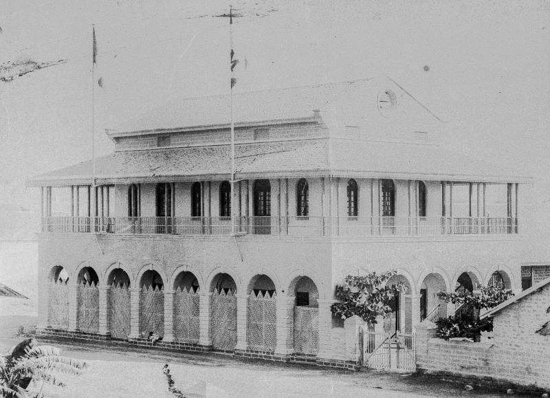 Album Bombay Maurice Bourbon 006.jpg Album Bombay Maurice Bourbon 006.jpg