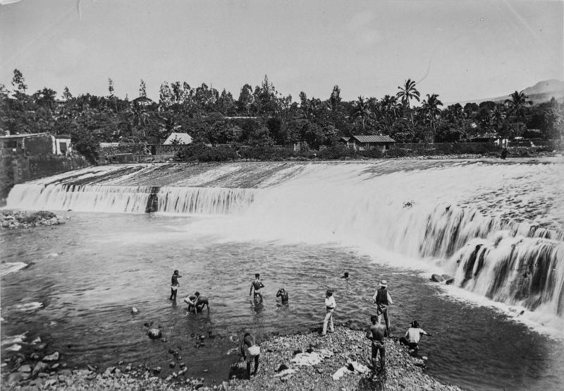 Album Bombay Maurice Bourbon 357.jpg